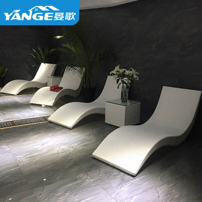 Outdoor Bed Swimming Pool Lounge Chair Beach Chair Leisure Nap Lazy Lounge Chair Open-air Balcony Villa Courtyard Lounge Chair