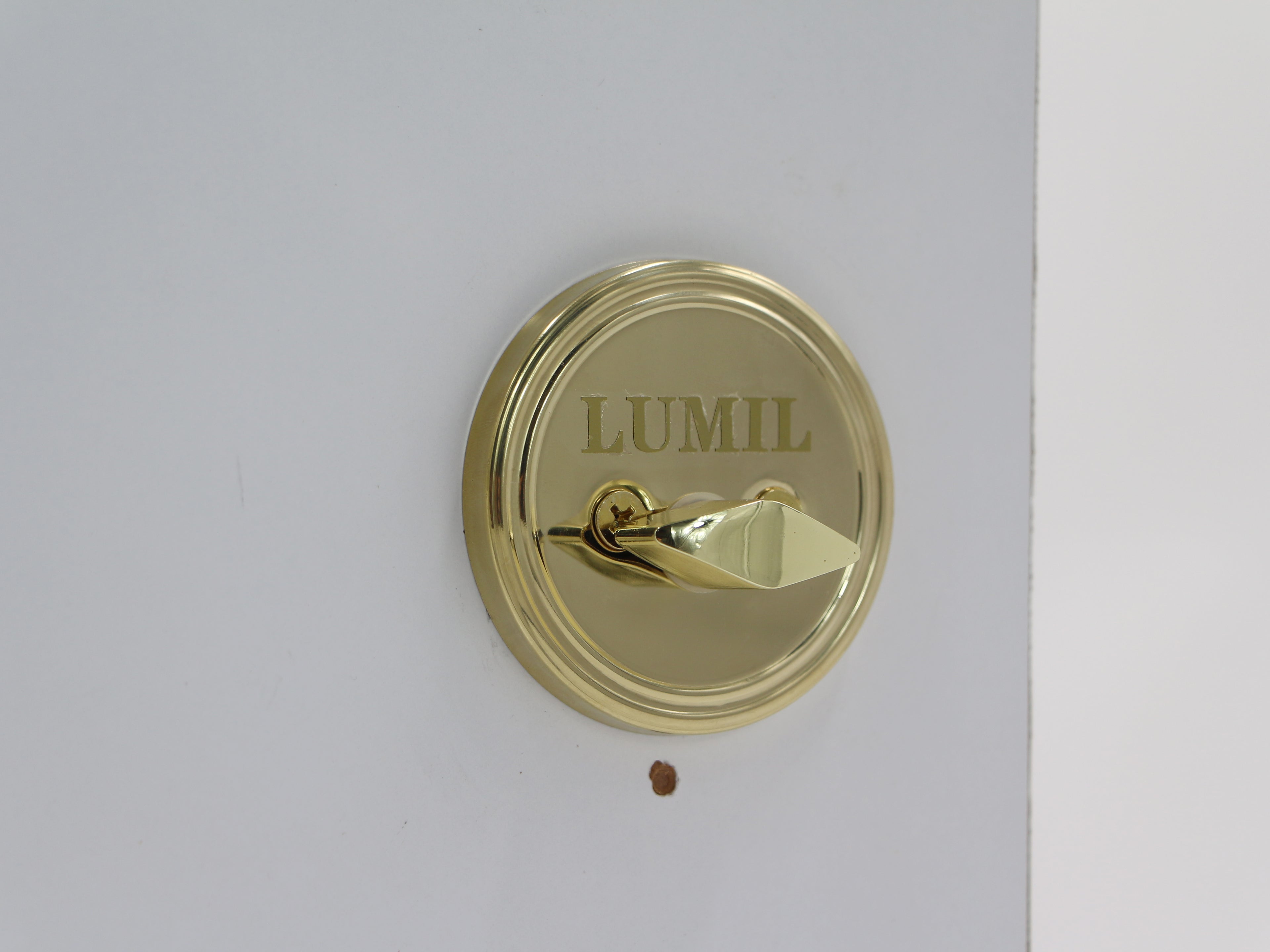 LUMIL Metal locksets Single Cylinder Deadbolt, Round Deadbolt Lock with Keys, Modern Door Locks with Deadbolt, Gold Deadbolt for Front Door Entrance, Front Door Security Lock, Keyed 1 Side