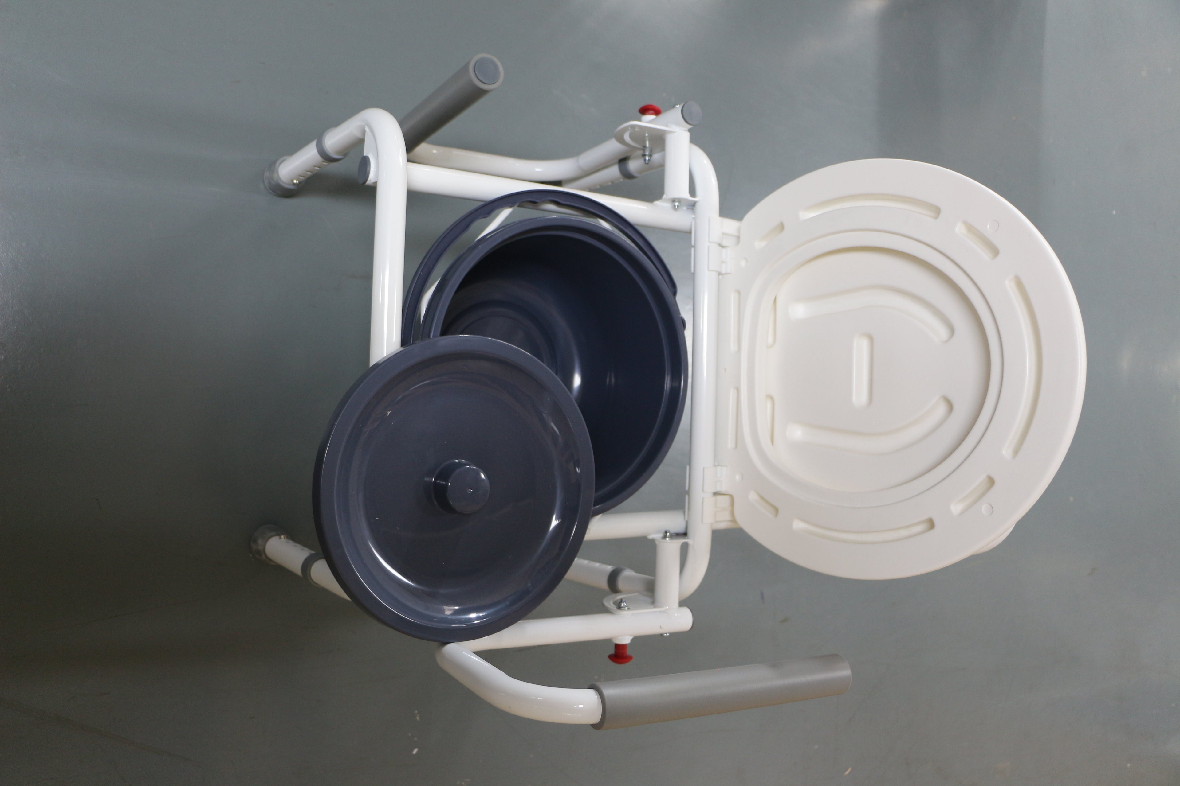 FinityPro Thickened old people with disabilities sit large stool, old people's toilet chair, pregnant women's mobile toilet, bathroom stool
