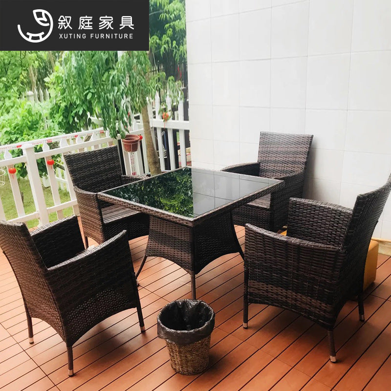 Outdoor Rattan Leisure Chairs and Table Set, 4 Chairs and 1 Table